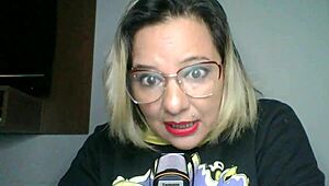 Comi Mimha Prima - Lolahistoria Tik Lolaerotico In Erotic Close-Up Scenes