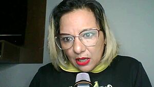 Comi Mimha Prima - Lolahistoria Tik Lolaerotico In Erotic Close-Up Scenes