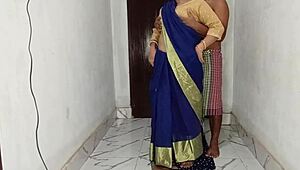 she's holding my dick at work and begging me to fuck her right there 😏💦