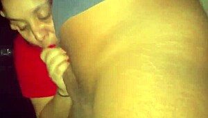 I awaken my secretary at work for a cum in mouth session