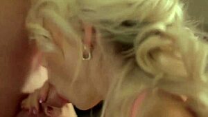 Feeling Sweet Oral Pleasure from Fantastic Milf Babe Lover
