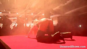 Amateur hottie in black boots dildos her juicy pussy