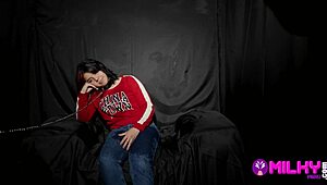 Submissive Jade learns not to pick up strangers online and becomes a good bitch in bondage.