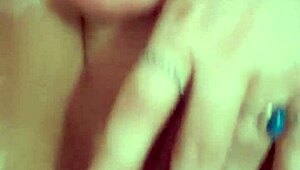 fatcheeks24 housewife teases her pink pussy to squirting