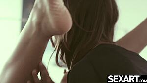 spanish hotties, wanna see wild lesbian scissoring and pussy licking?