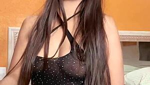 Teen prostitute expertly licks and sucks cock like a pro! 😈