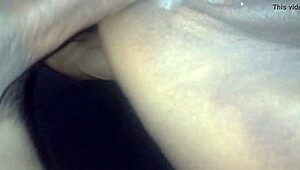 Liat dia pup di kontolnya pas ngentot anal!