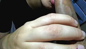 sexo caliente en la cocina con chica culona