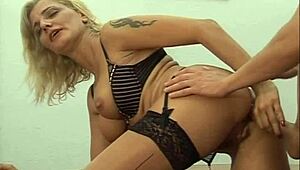 Man, I really crave my blonde boss's anal action!