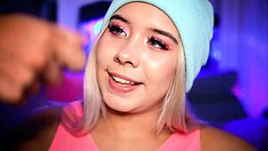 Pretty Babe Deepthroats Hard Cock in Close-Up Webcam Show