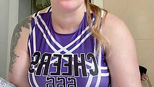 Jeg blir så ydmyket med skitne ord i femdom