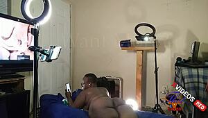 Ass worship with that african american big ass milf.