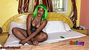 African American girl gets a deepthroat and facial
