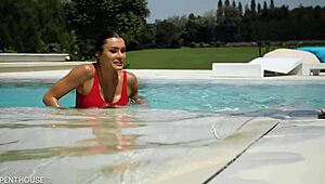 I can't believe how Kitana Lure sucked that lifeguard before patio banging!