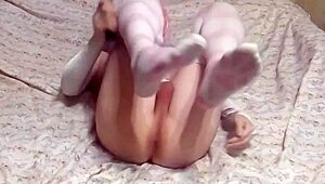 Eronekokun's Cat Paws Brush Anal Masturbation Session