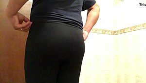 gay cross trying leggings on 😜