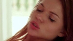 レズ女たちが深い快楽を探り合う