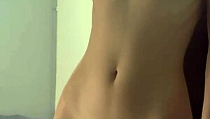 Petite Girl Having Fun with Wet Dildo Play - Maiskii