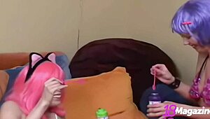 Candie Elektra in lesbian friend scene