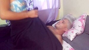 Favela guy bangs park teen with monster cock.