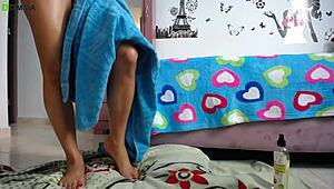 my sexy latina girlfriend shows painted toes for worship!