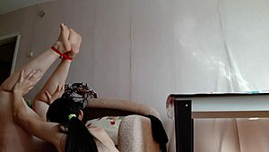 Femdom BDSM: Tying up a girl to make her cum