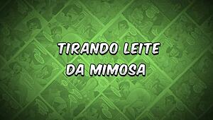 Caught the curvy beauty with raised ass jerking off hidden