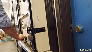 Latina luna star flaunts her juicy round ass