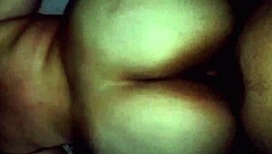 Amateur BBW goddess poses on all fours showing big ass and pussy