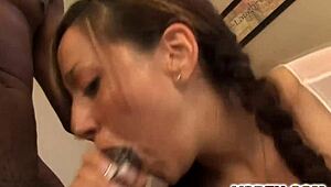 Wah, BBC Itu Nge-stretch Gue Enak Banget, Gak Bisa Berhenti Naik