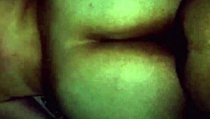 Amateur BBW goddess poses on all fours showing big ass and pussy