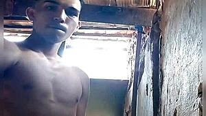 hey, that japanese babe giving a facial in the favela? so hot! 😍