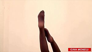 blonde masturbates and pisses in her pantyhose