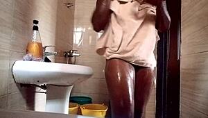 Shower fun with sweet kuzy 😘