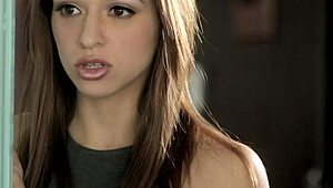 Sara Luvv Facesits India Summer!