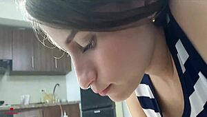 Gaming sister gives a satisfying blowjob in this amateur video