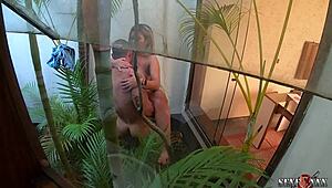 هي، وانيسا بوير، أظهري لنا سحر الكواليس!