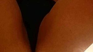 I love sitting on naughty men's mouths until they make me cum