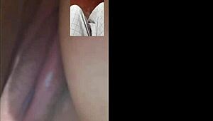 Luz chats with Surumi online