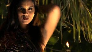 Cum on Sexy Indian Pornstar's Blowjob and Handjob in Bed!