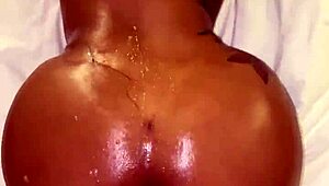 Jayla Page's apple bottom bounces on monster cock 😏