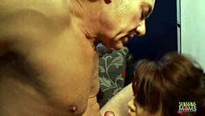 Hottie Hanna Shaw's hardcore cumshot and ride