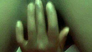 Black Milf Destroys Her Creamy Pussy