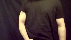 I'm a gay man jerking off my cock