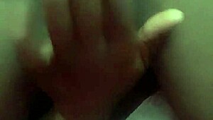 Black Milf Destroys Her Creamy Pussy