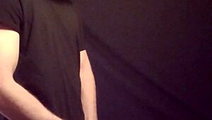 sou gay punhetando meu pau