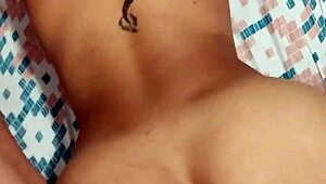 Me Encanta Espiarla Mientras Se Baña Y Después Pedirle Que Me La Chupe Y Yo Lamer Su Culo