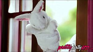 Ibu Tiri Dan Anak Perempuan Kongkek Lelaki Ajaib Keras