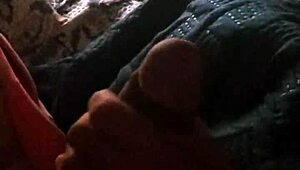 chilena jerks me off watching realiti