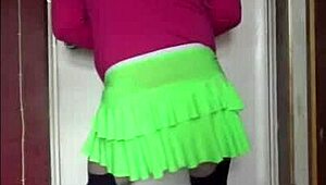 bisexual crossdresser confesses craving to swallow your essence in garage